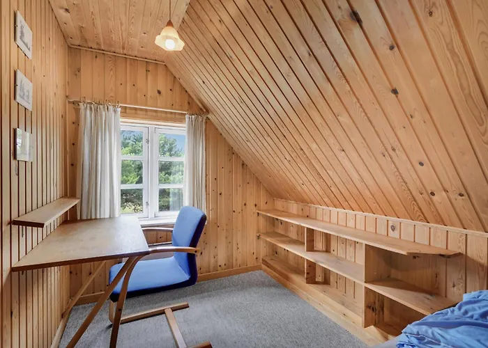 32 Holiday home Fano